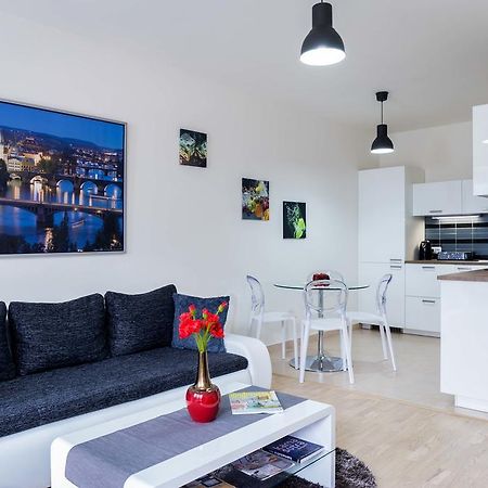 Kalina Apartment Прага Экстерьер фото